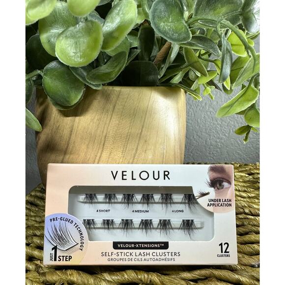 Velour-Xtensions Self-Stick Lash Clusters, Self Adhesive Includes 12 Clusters - Picture 1 of 2